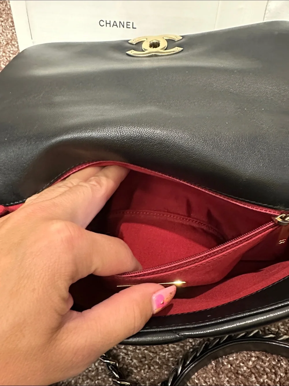 Chanel 19 small goatskin